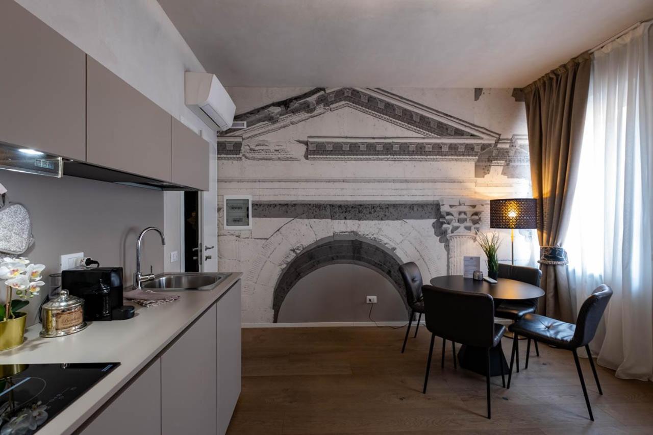Verona Romana Apartments Esterno foto