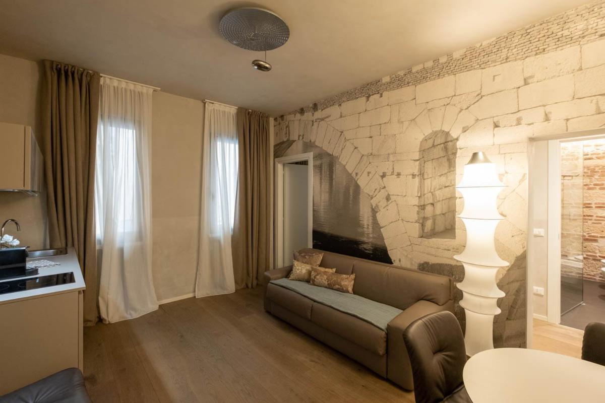 Verona Romana Apartments Esterno foto