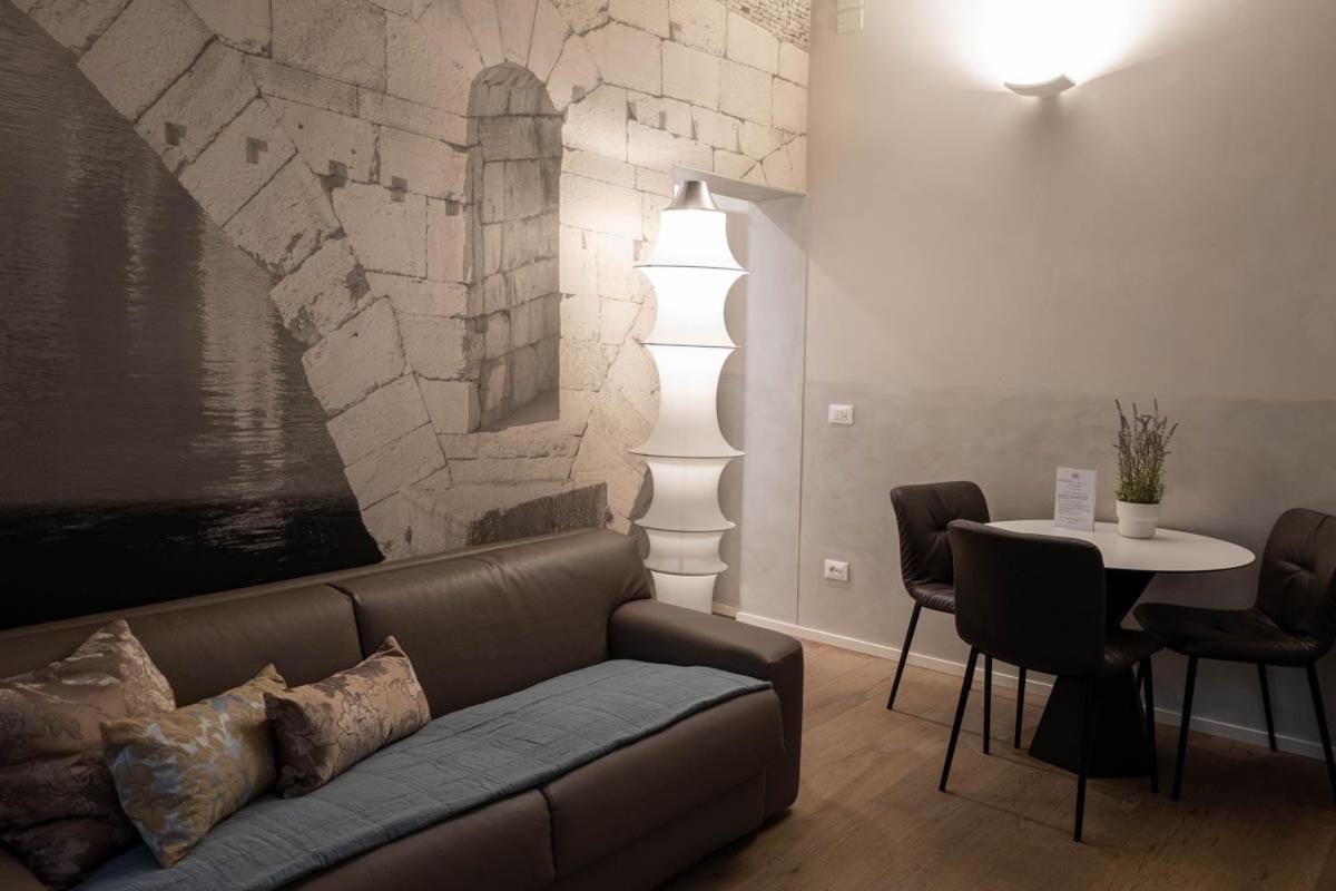 Verona Romana Apartments Esterno foto